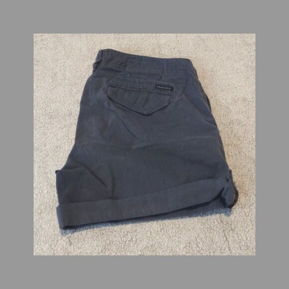 Sanctuary Clothing Los Angeles Relax Fit Blue/Gray Shorts Size Small GUC #M-104 - Picture 4 of 6